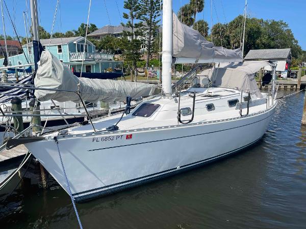 35' Freedom, Listing Number 100916240, Image No. 24