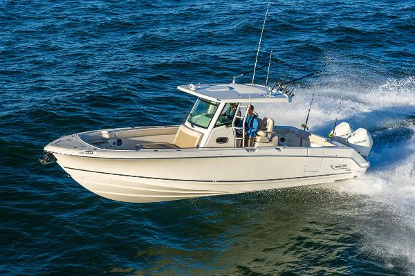 Photo of 2025 Boston Whaler 33'