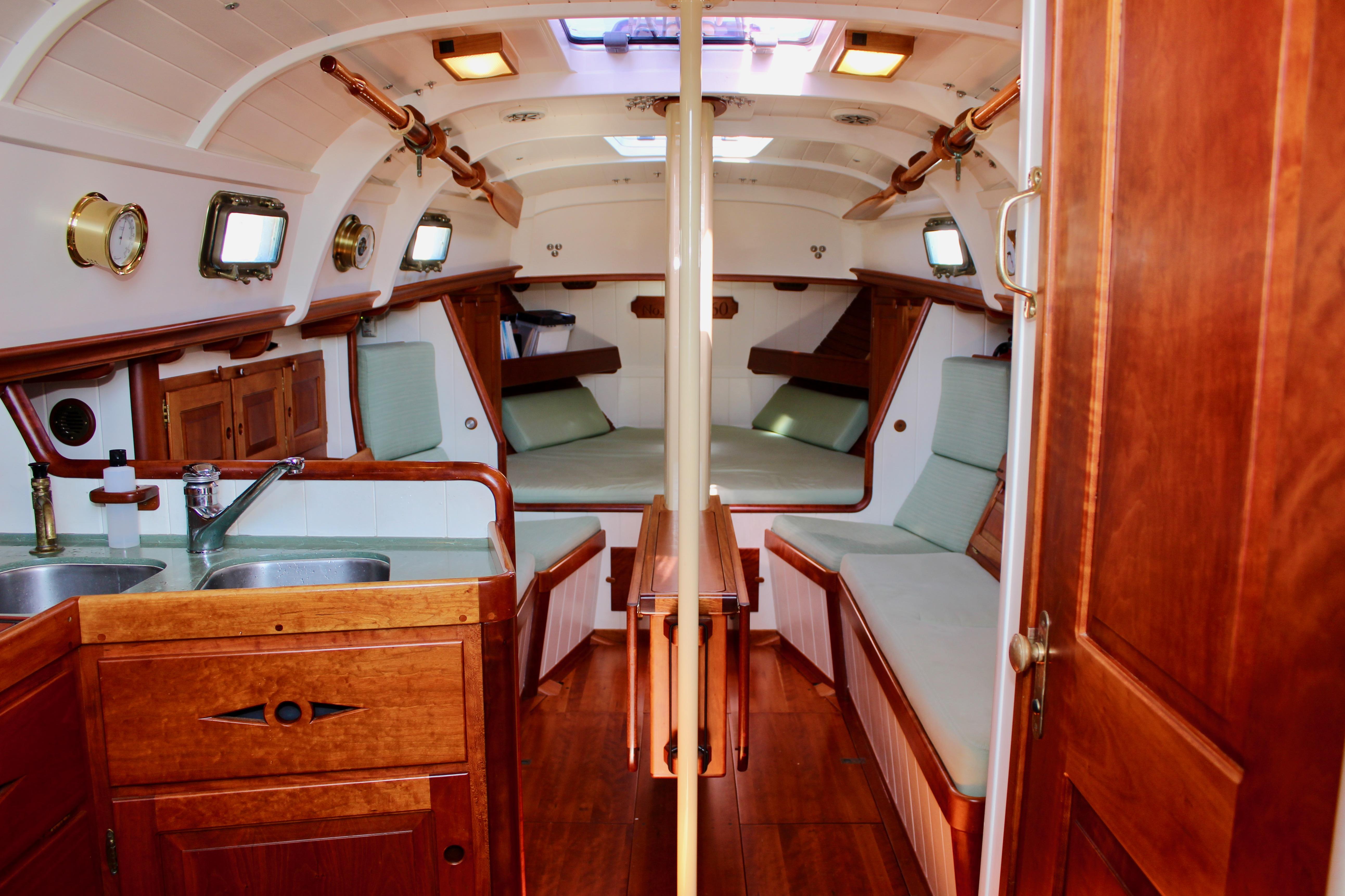 Custom-Gartside Jespersen 40 2012-La Vie en Rose WA-US-9532626 | Thumbnail