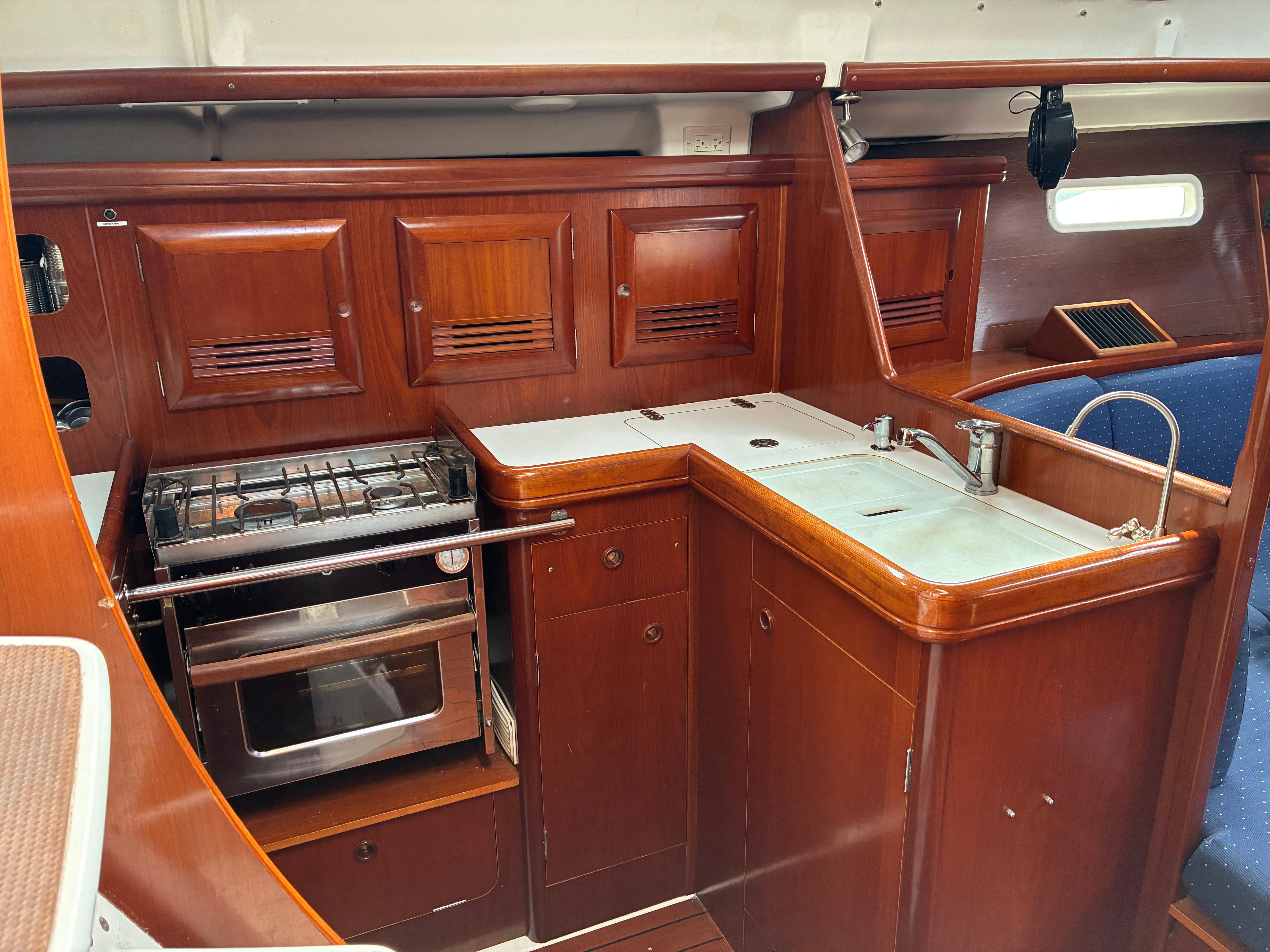 Yacht Photos Pics