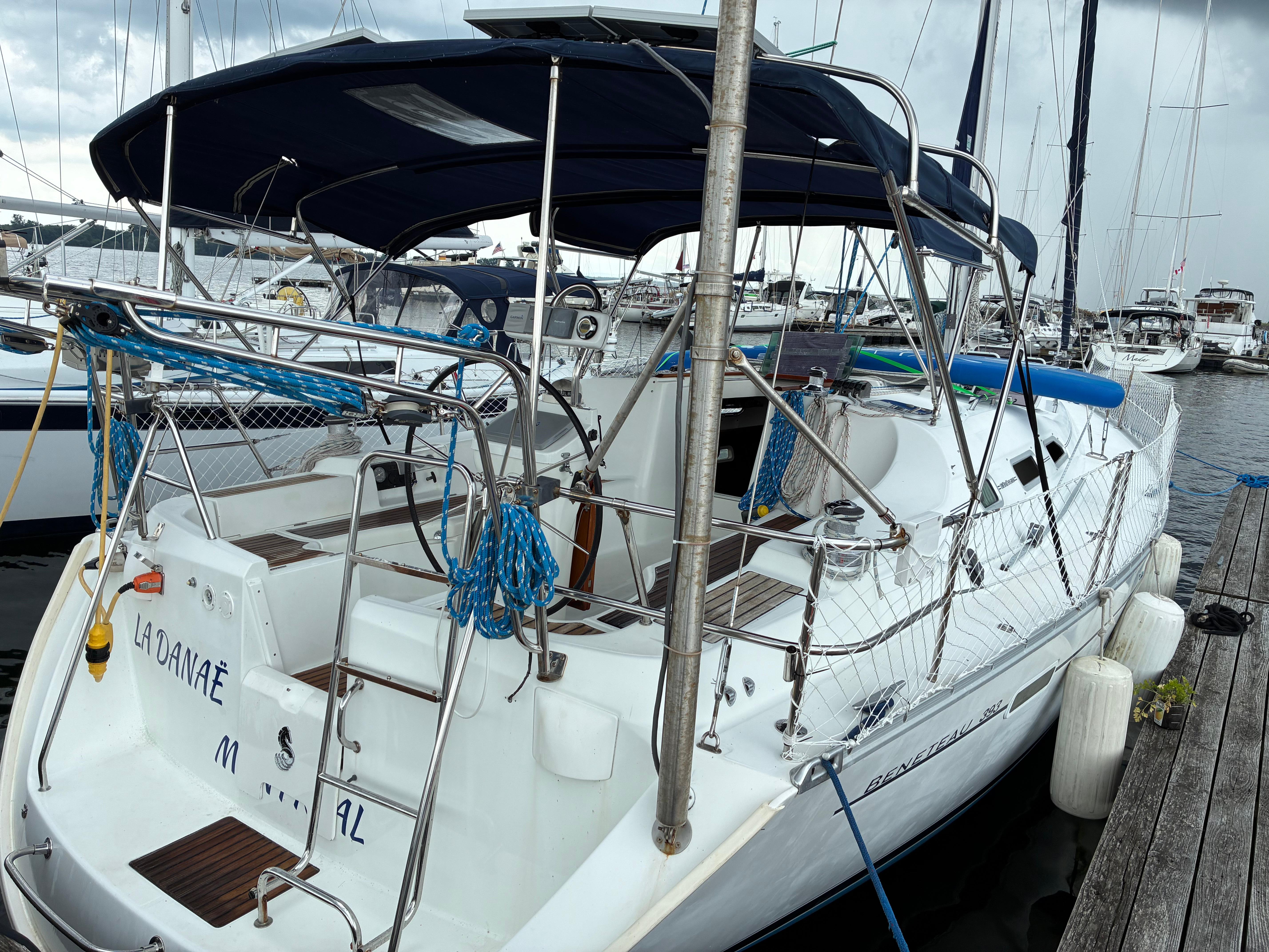 Yacht Photos Pics
