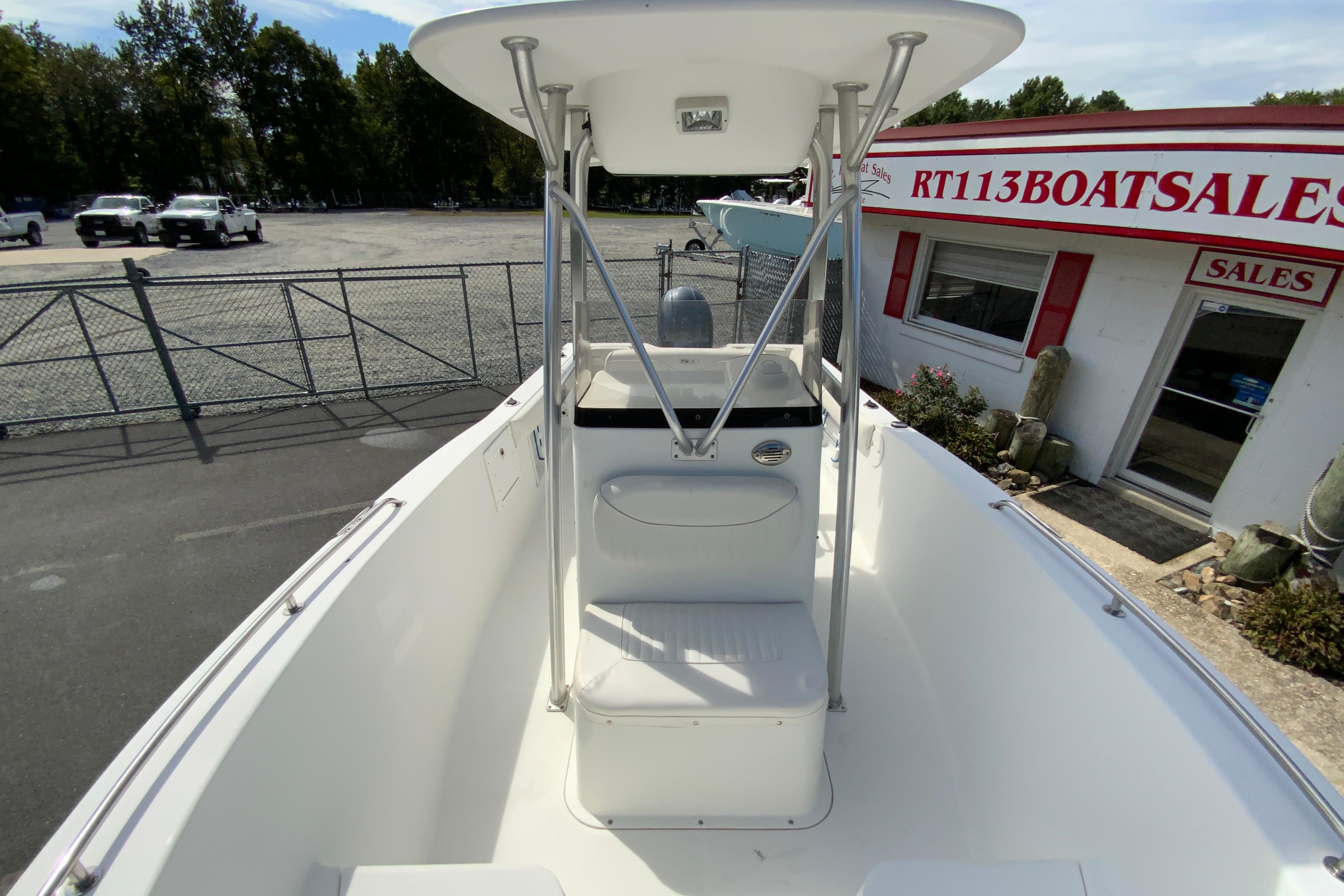 2008 Sea hunt Triton 220-26