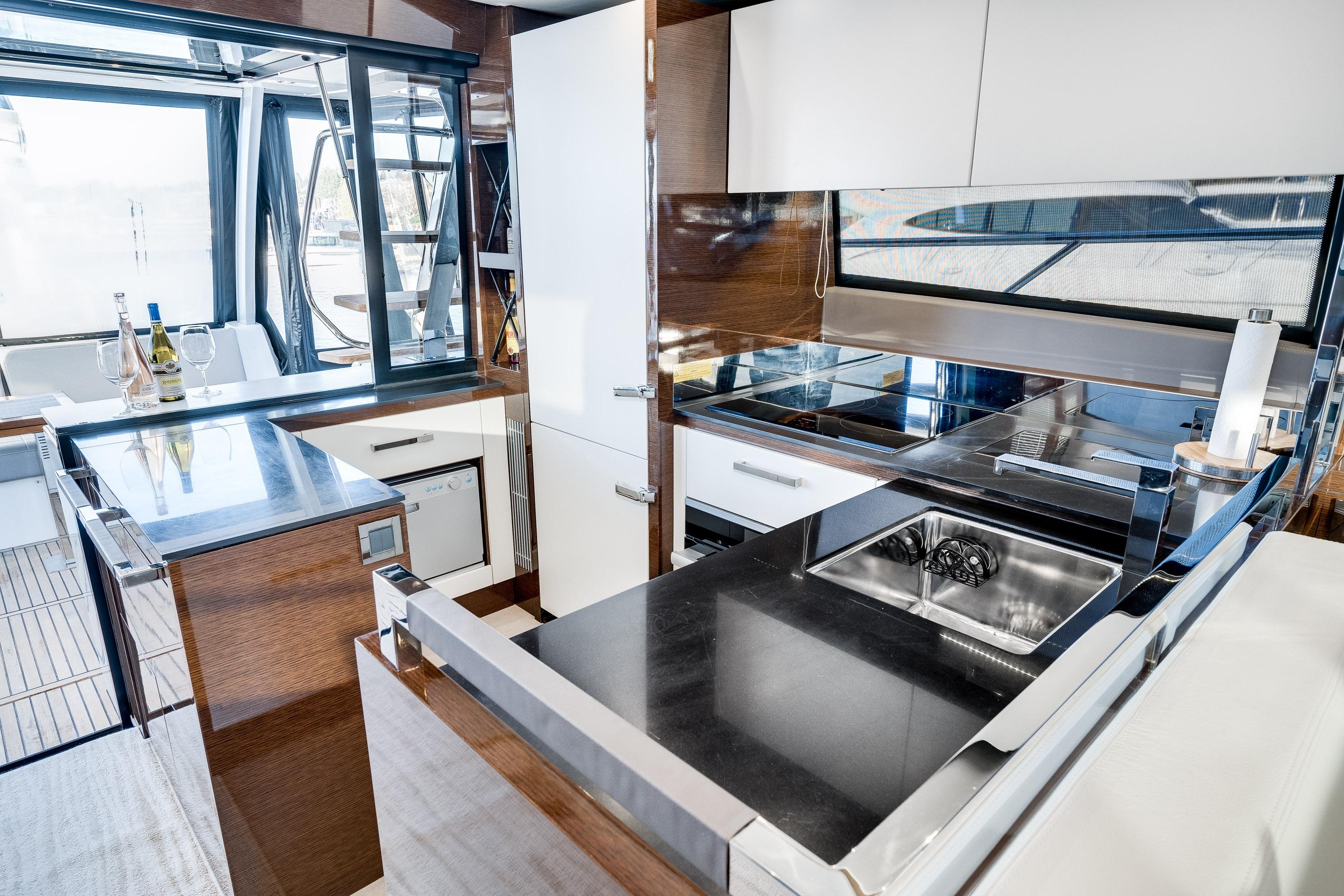 2018 Prestige 630 # inventory image at Sun Country Yachts, Seattle
