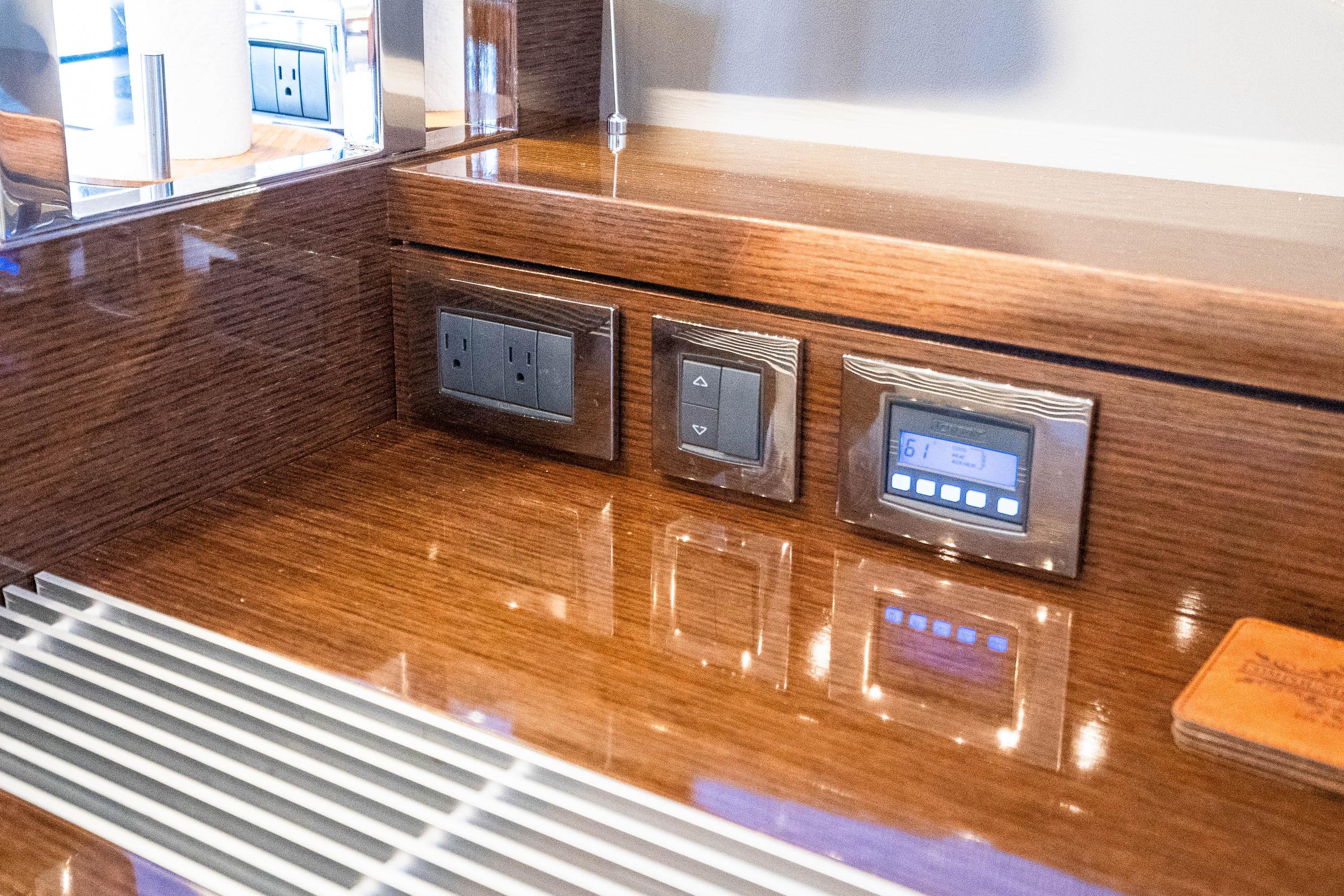 2018 Prestige 630 # inventory image at Sun Country Yachts, Seattle