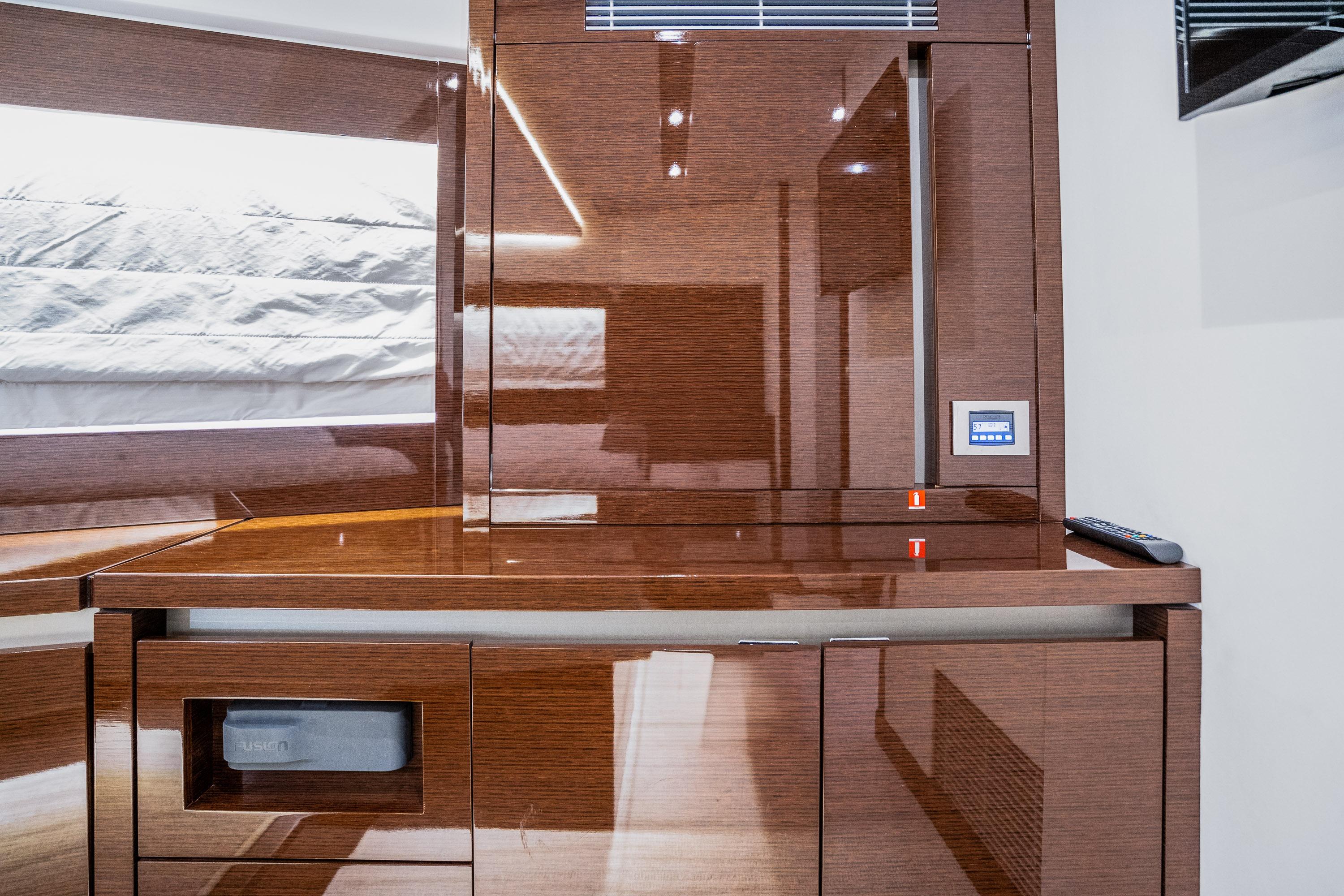 2018 Prestige 630 # inventory image at Sun Country Yachts, Seattle