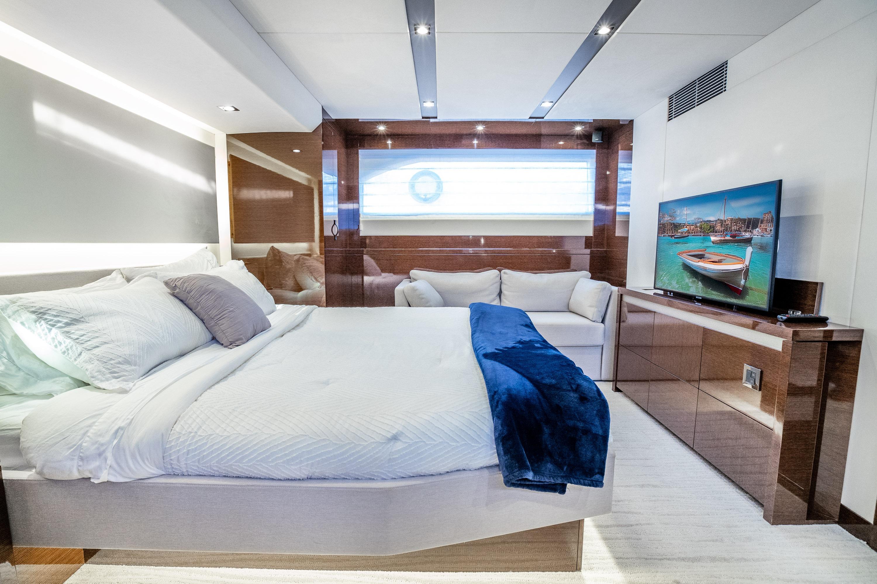 2018 Prestige 630 # inventory image at Sun Country Yachts, Seattle