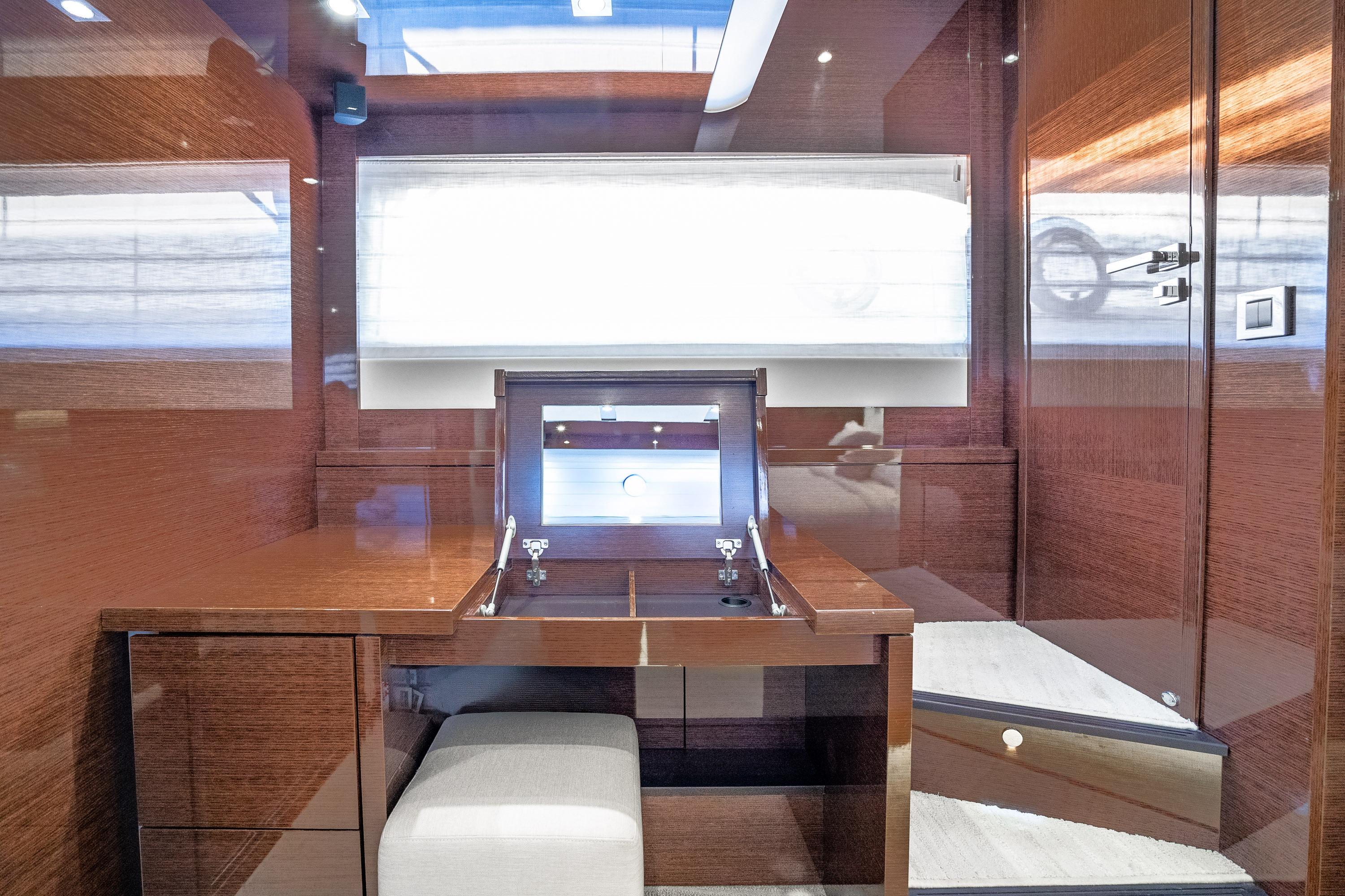2018 Prestige 630 # inventory image at Sun Country Yachts, Seattle