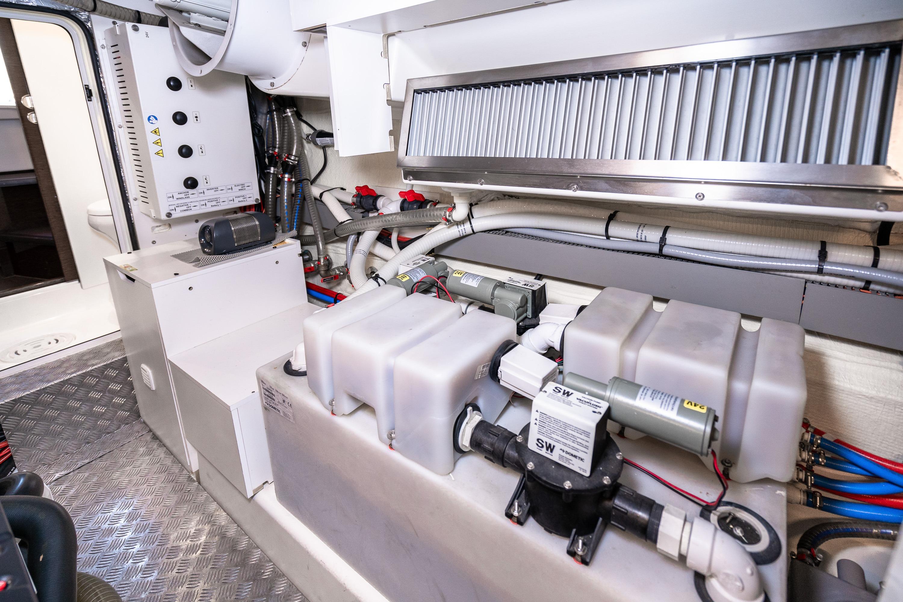 2018 Prestige 630 # inventory image at Sun Country Yachts, Seattle