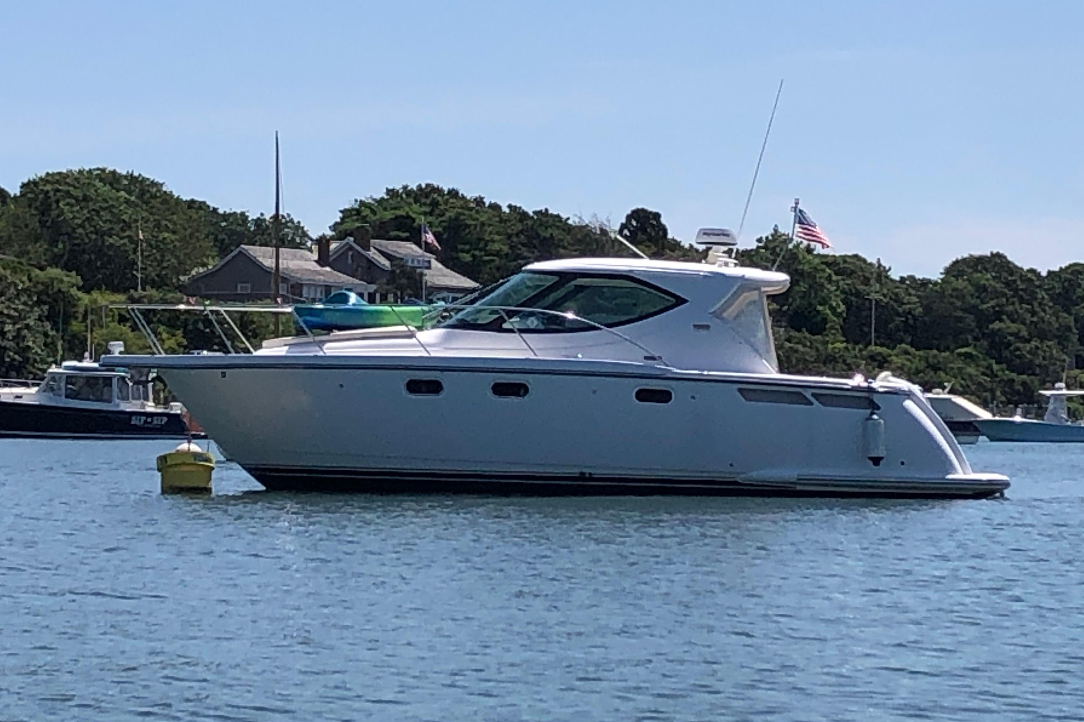 2008 Tiara Yachts 3500 Sovran-2