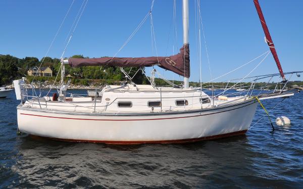 27' Island Packet, Listing Number 100843135, Image No. 9