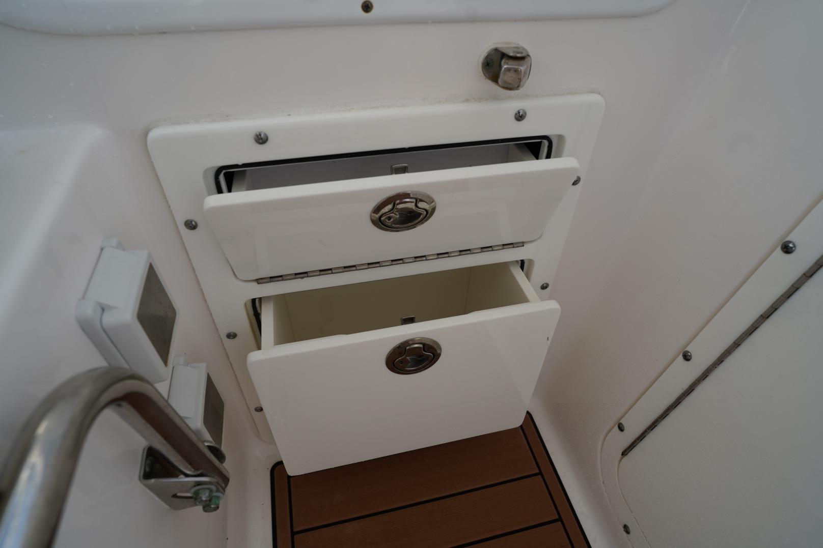Boat image 27
