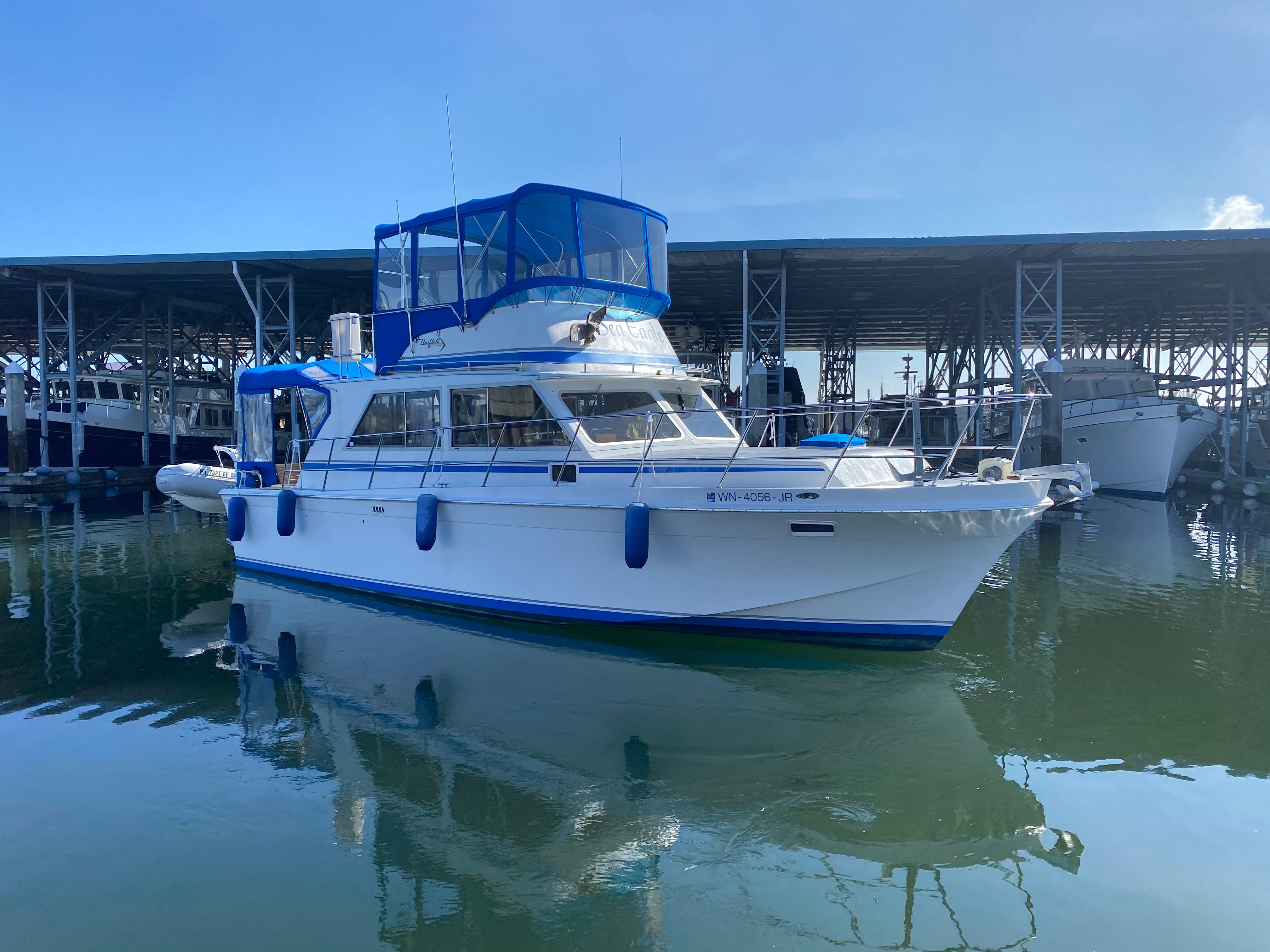1970 Uniflite 36 Sport Sedan Anacortes,US BananaBelt Boats and Yachts