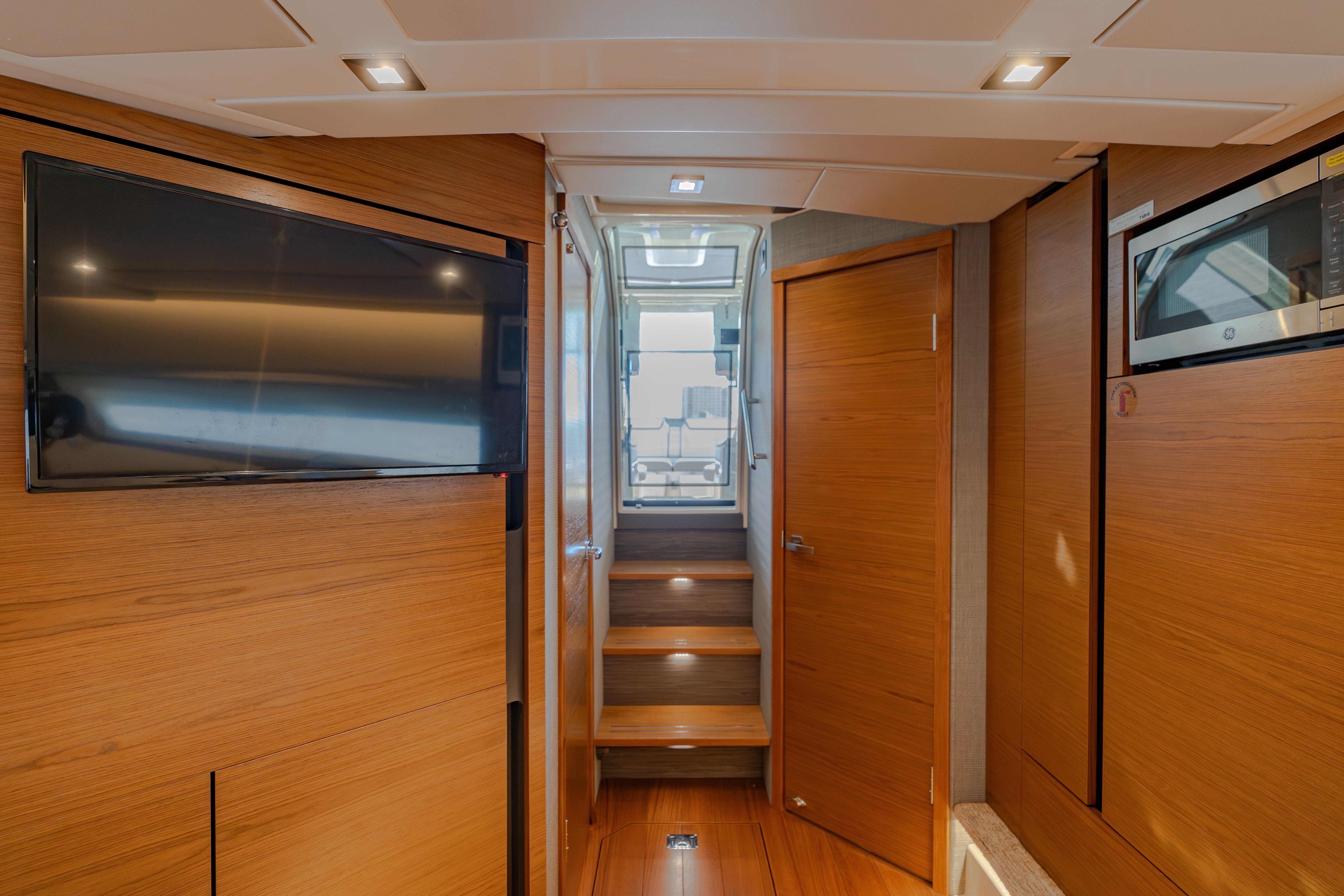 Tiara Yachts 43 - Natural Selection - Interior