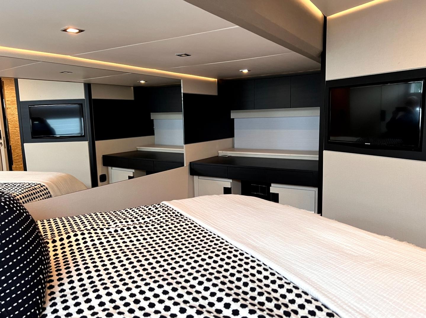 Okean 50X - Quixotic - Master Stateroom