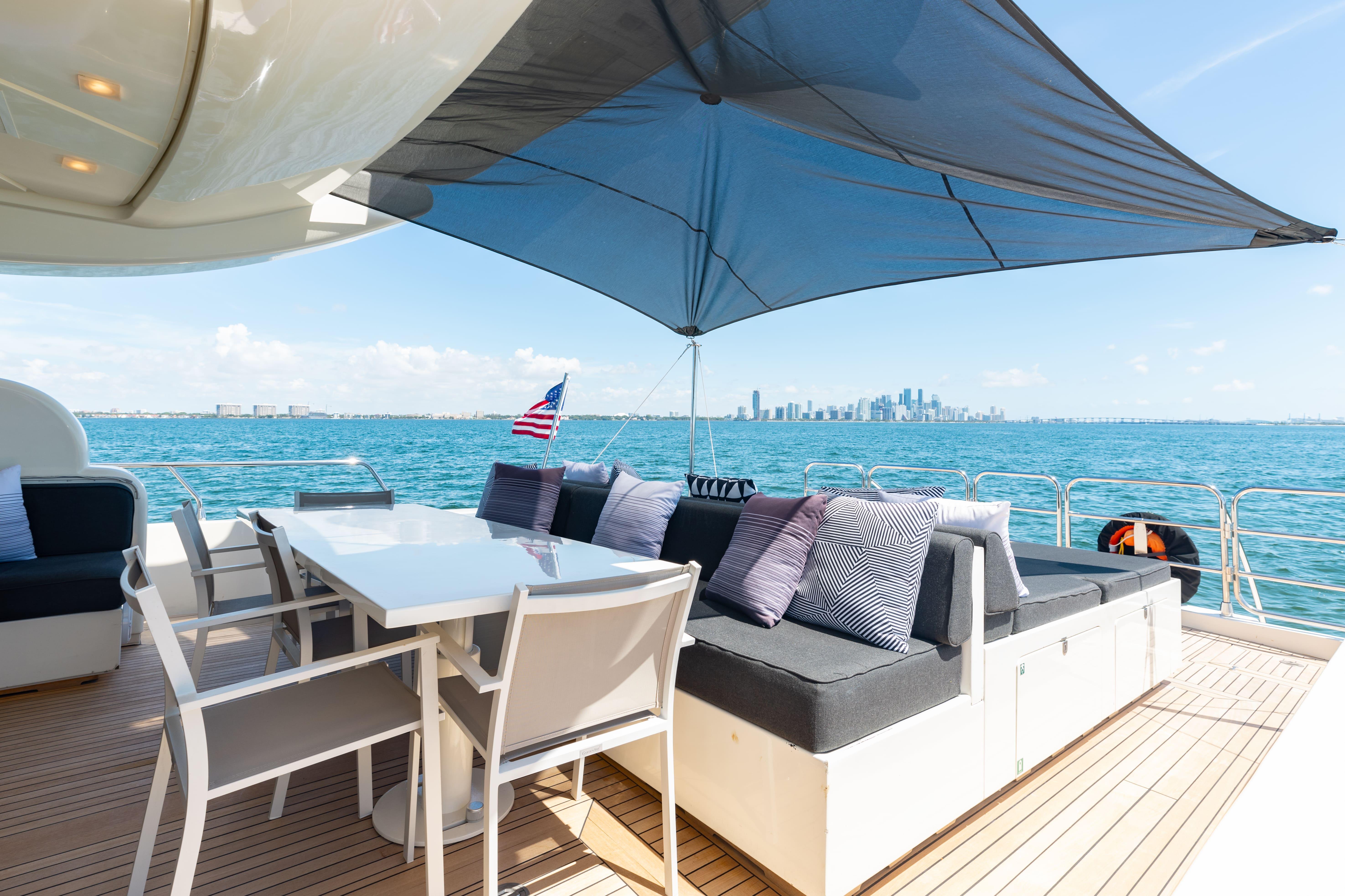 Leopard-Cantiere Navale Arno SpA 2007-VENTURE FL-US-Luxury yacht deck with seating, table, and ocean view; Leopard Cantiere Navale Arno SpA, 2007.-9232651 | Thumbnail