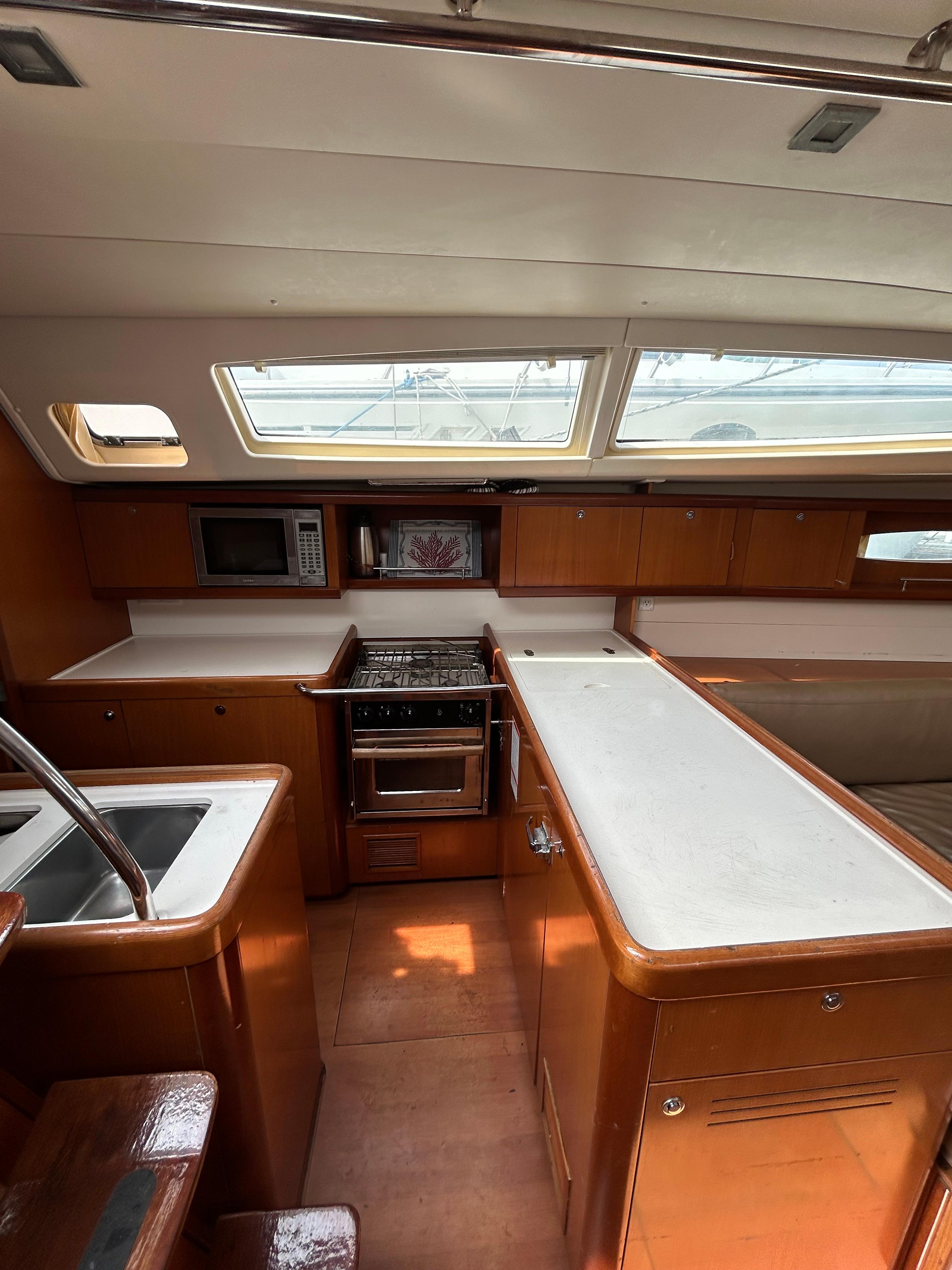 Yacht Photos Pics