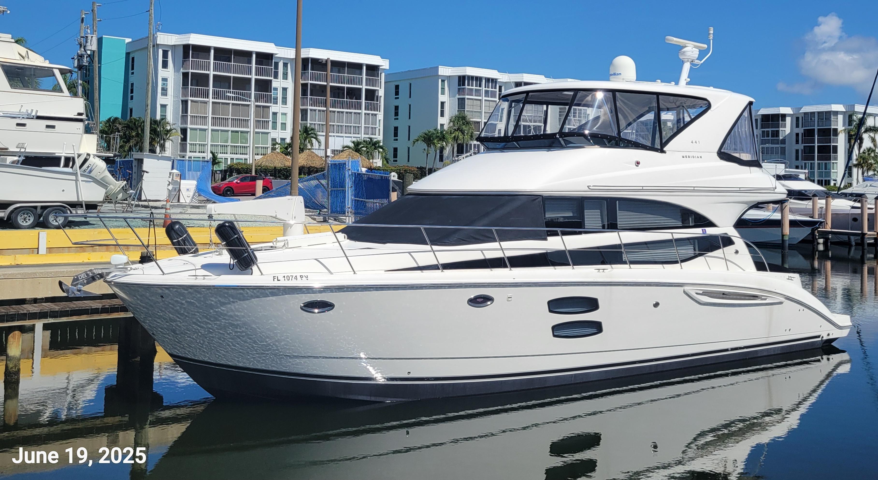 Photo of 2011 Meridian 47'