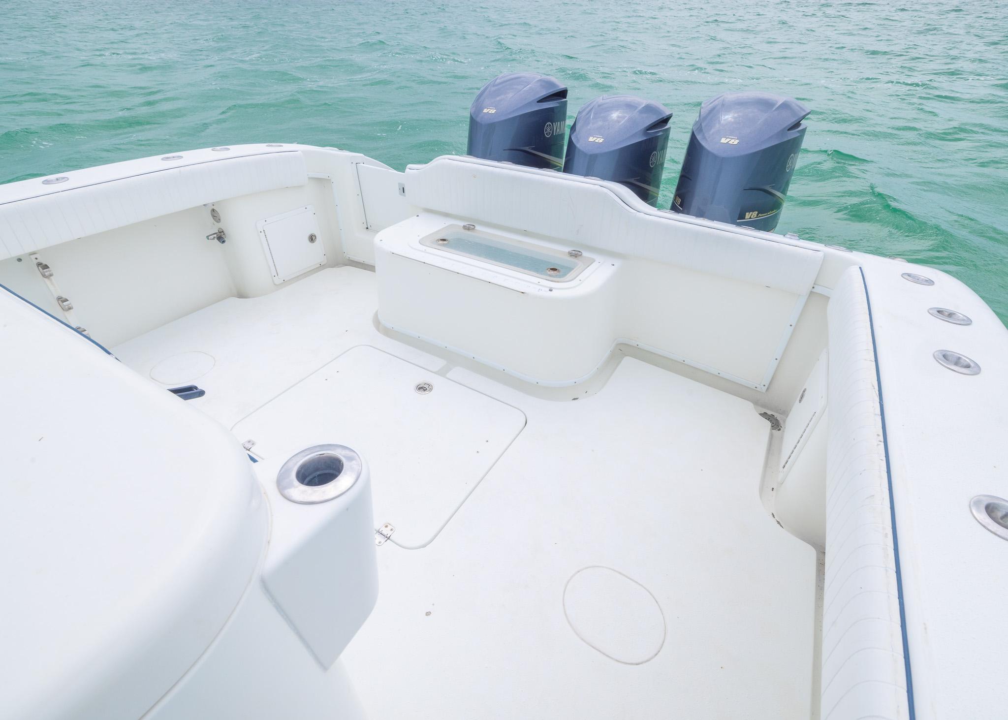 2011-yellowfin-42-offshore--power-9752678-20250409135044919-1_XLARGE