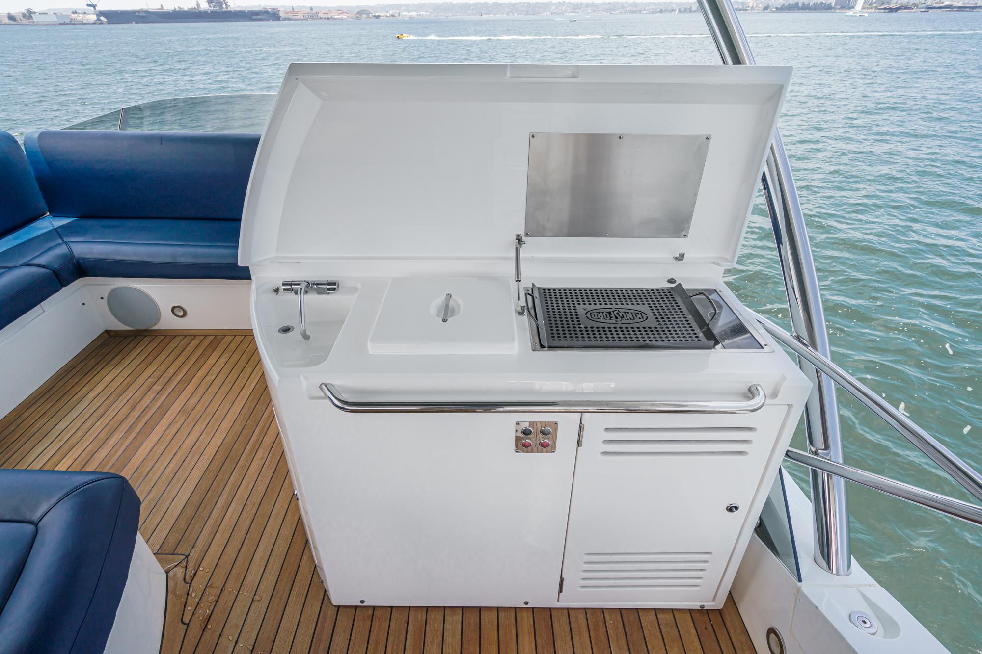 2017 Sunseeker Manhattan 65 #TBJRP06889I-LLC inventory image at Sun Country Marine Group, San Diego Harbor Island 2017 Sunseeker Manhattan 65 #TBJRP06889I-LLC inventory image at Sun Country Marine Group, San Diego Harbor Island