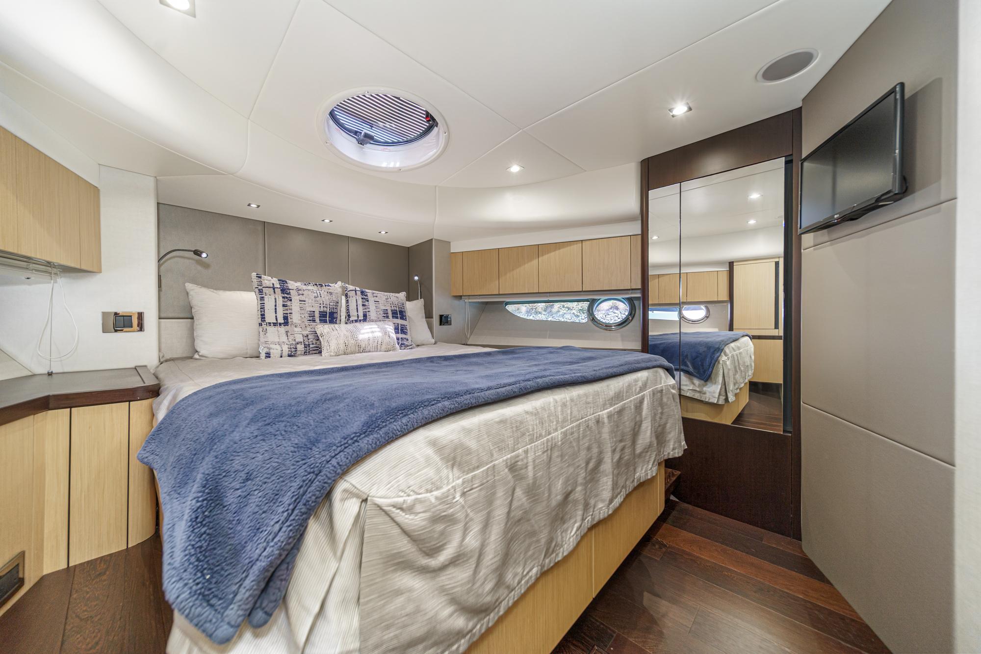 2017 Sunseeker Manhattan 65 #TBJRP06889I-LLC inventory image at Sun Country Marine Group, San Diego Harbor Island 2017 Sunseeker Manhattan 65 #TBJRP06889I-LLC inventory image at Sun Country Marine Group, San Diego Harbor Island