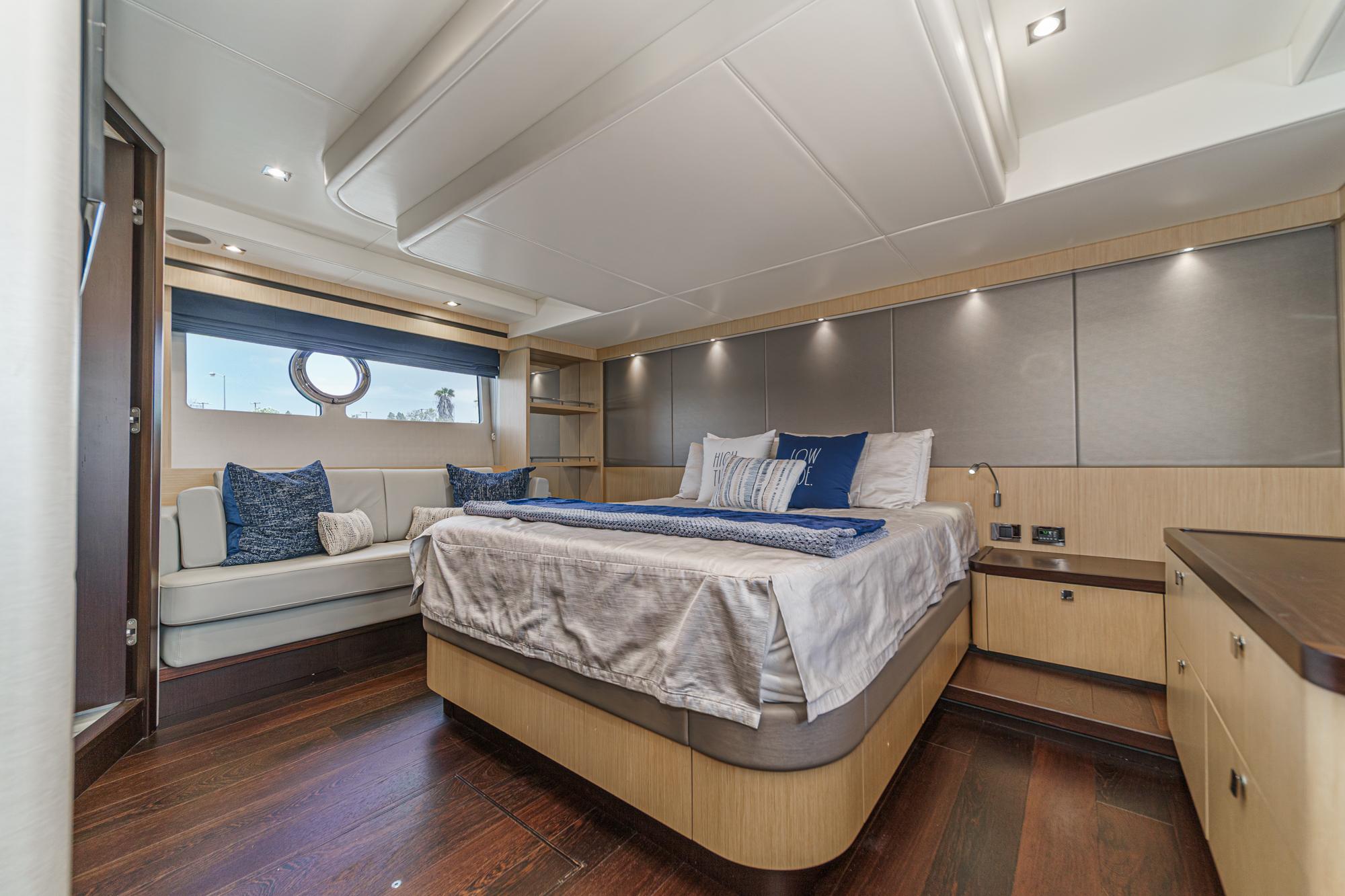 2017 Sunseeker Manhattan 65 #TBJRP06889I-LLC inventory image at Sun Country Marine Group, San Diego Harbor Island 2017 Sunseeker Manhattan 65 #TBJRP06889I-LLC inventory image at Sun Country Marine Group, San Diego Harbor Island