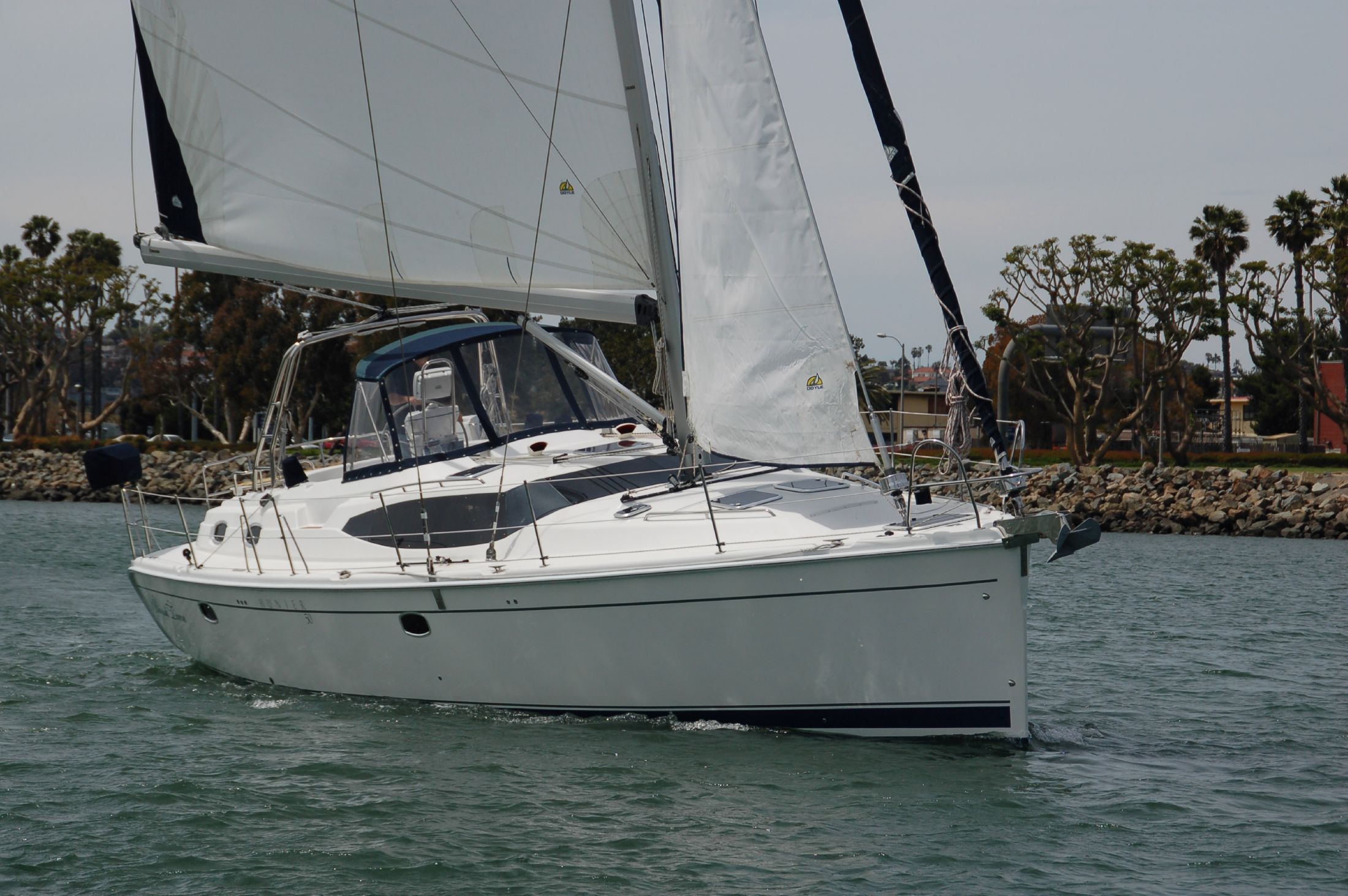 Image of 2009 Hunter 50 Center Cockpit