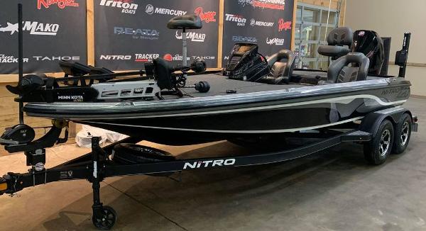 2020 Nitro boat for sale, model of the boat is Z20 Pro & Image # 15 of 17
