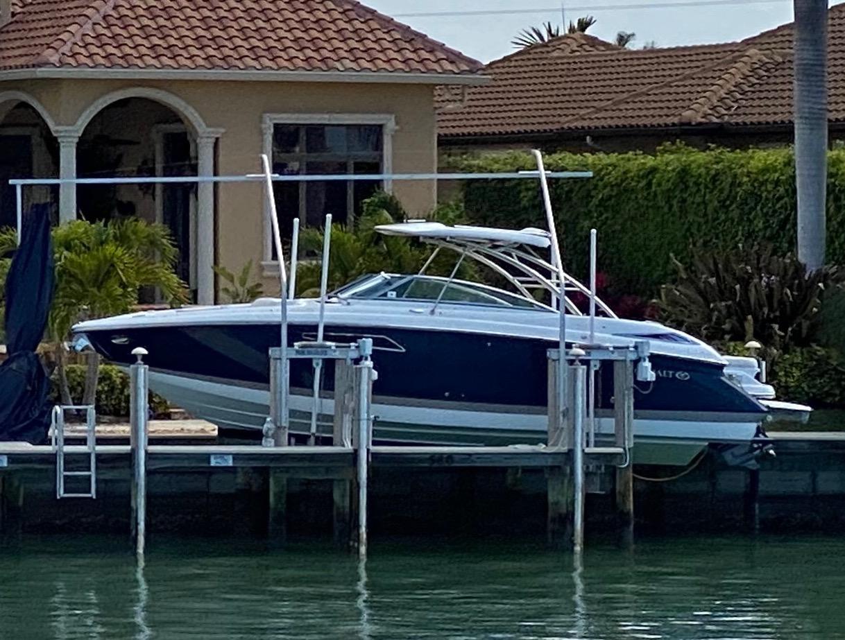 F 6151 SK Knot 10 Yacht Sales