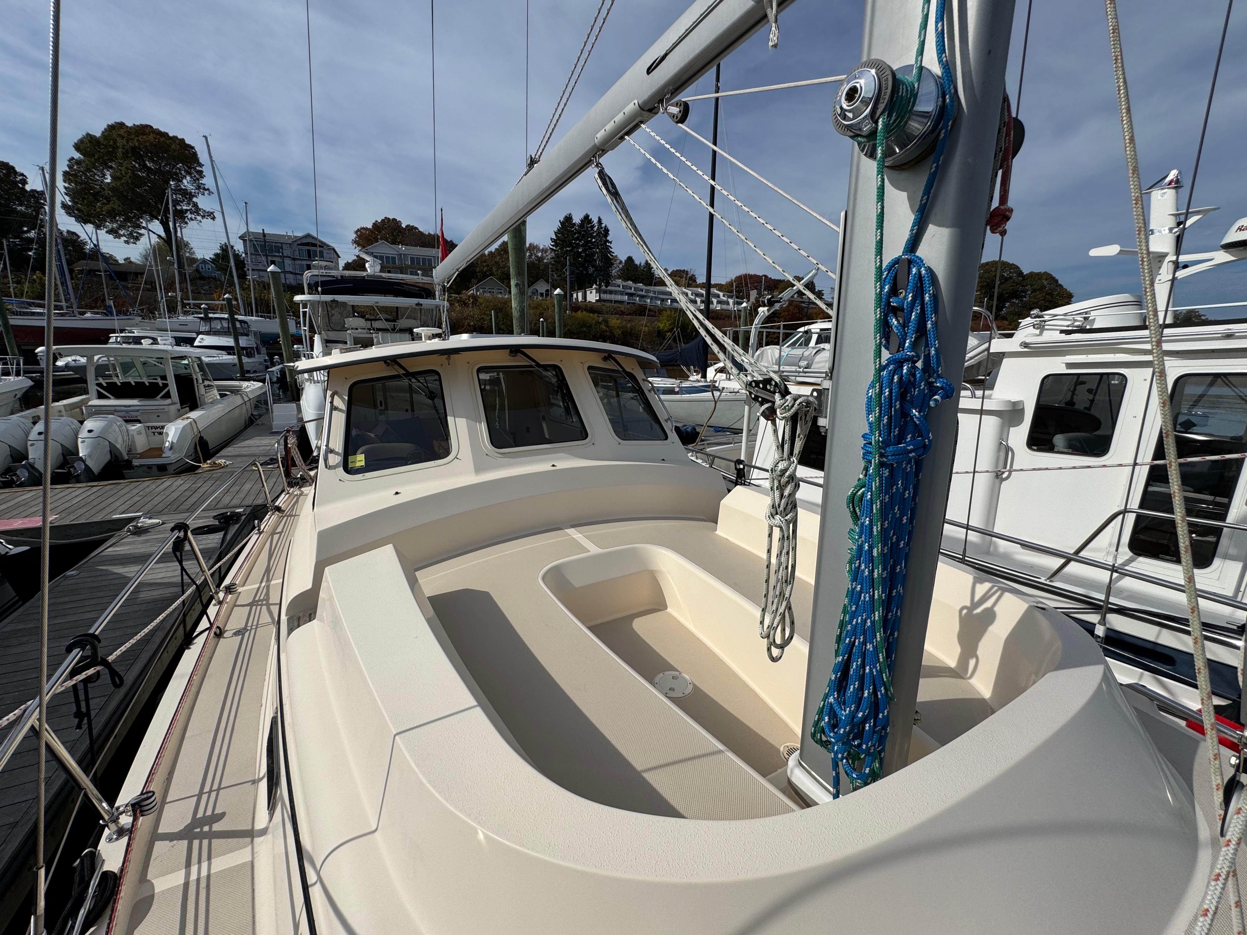 Newport RI Yacht Brokerage