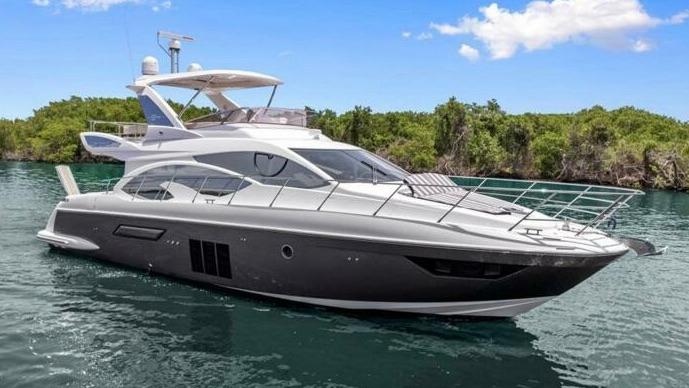 2014 Azimut 54 flybridge