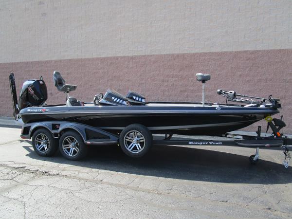 2021 Ranger Boats boat for sale, model of the boat is Z521C Ranger Cup Equipped & Image # 2 of 26