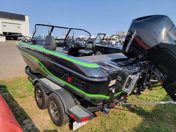 2019 Nitro boat for sale, model of the boat is ZV19 Sport & Image # 6 of 18