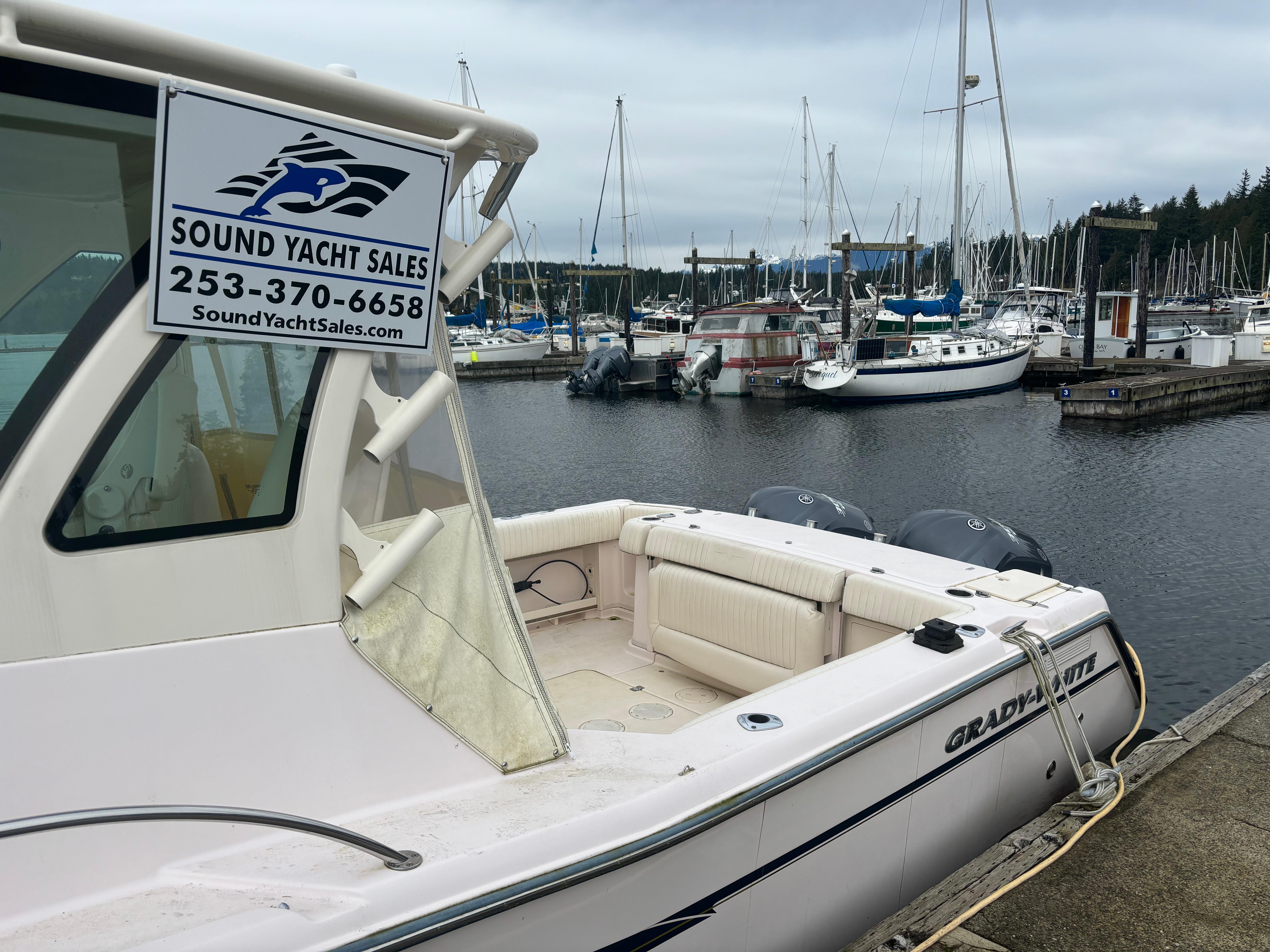2014-grady-white-express-330-power-9682703-20250304100509574-1_XLARGE