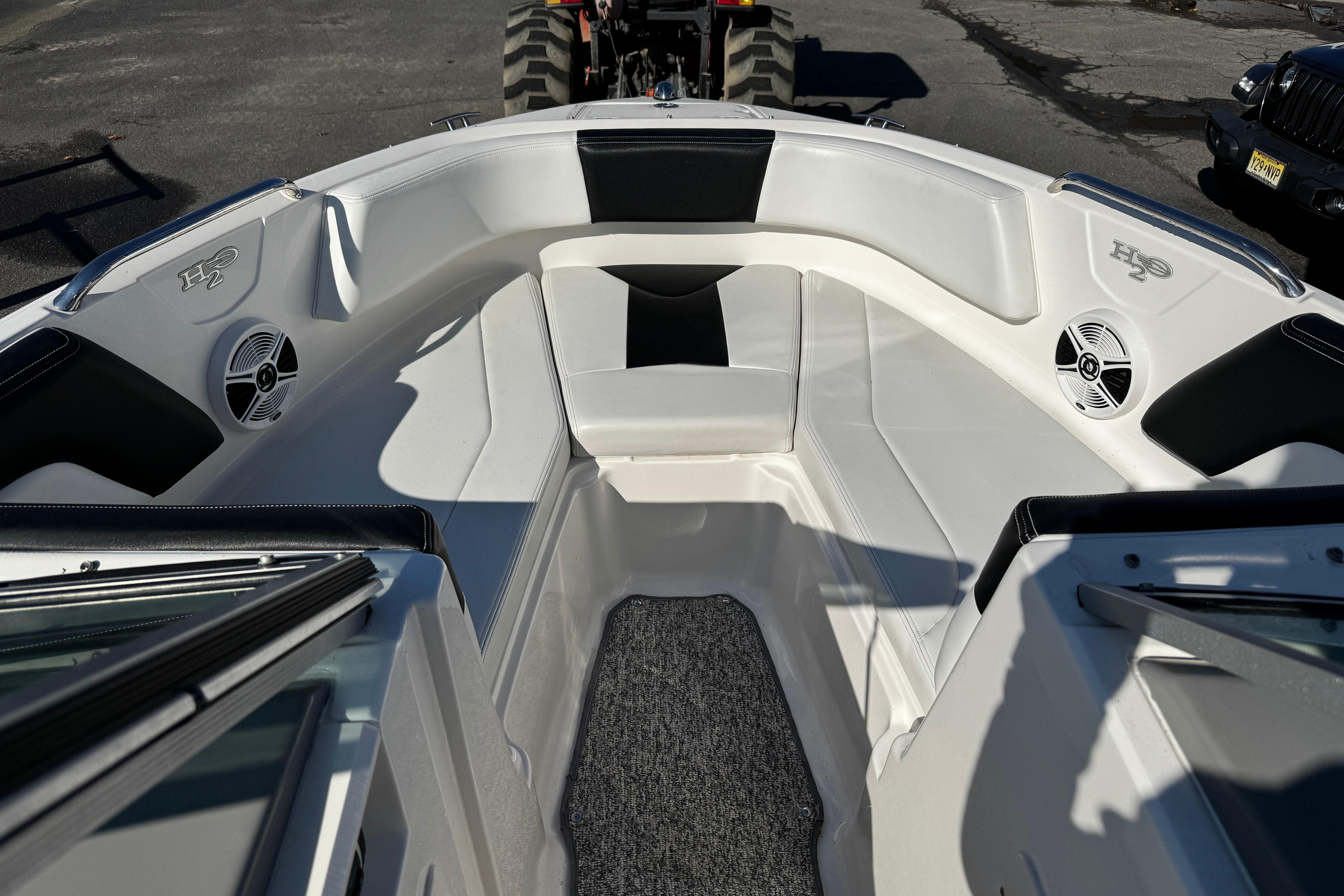 2016-chaparral-21-h2o-sport-power-10012703-20251113120741503-3