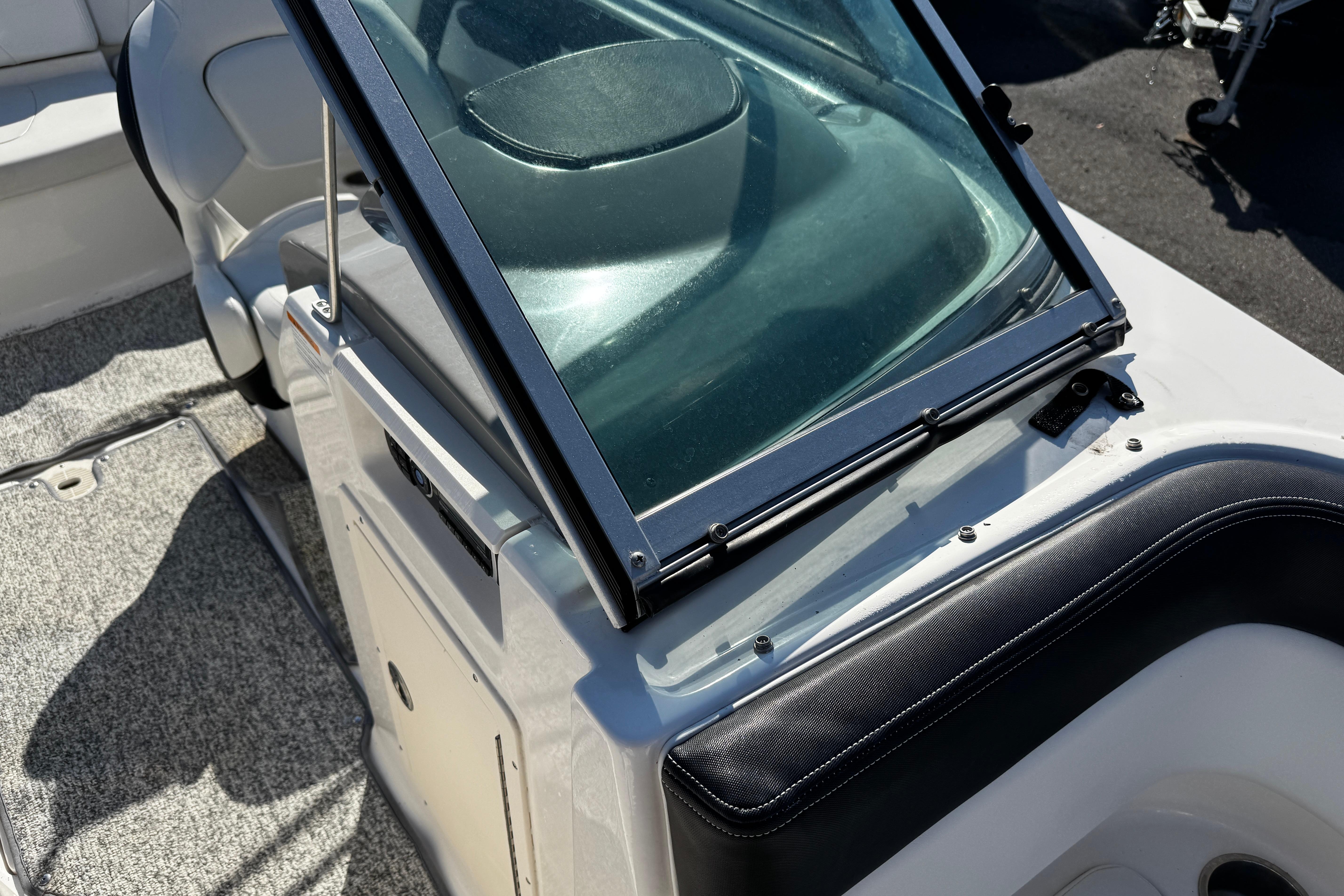 2016-chaparral-21-h2o-sport-power-10012703-20251113120757952-1