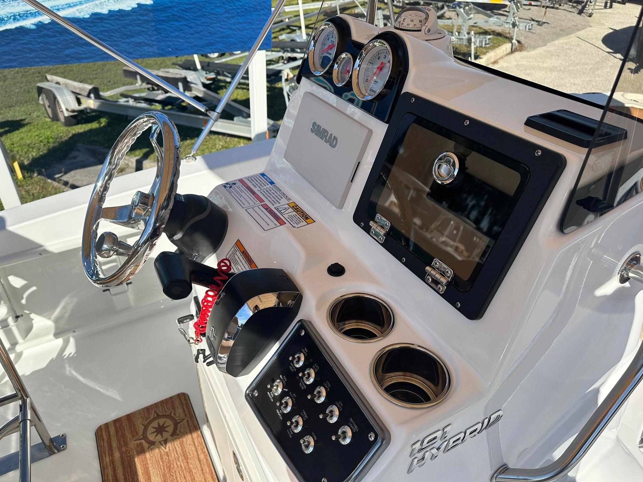 2023 Nauticstar 191 Hybrid-5