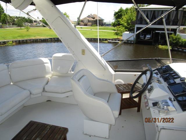 53' Navigator flybridge port