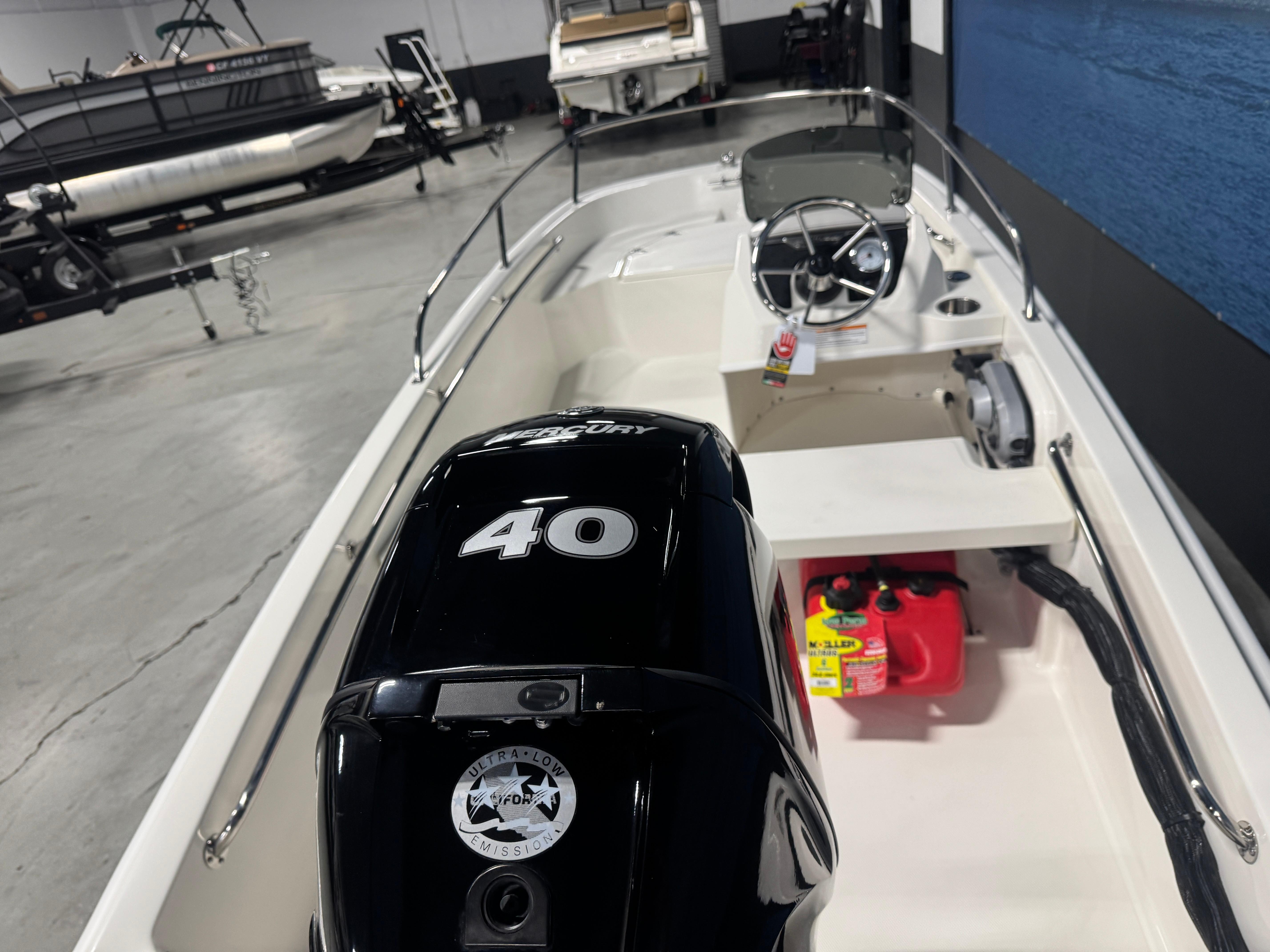 2025 Boston Whaler 130 Super Sport #BW0902B inventory image at Sun Country Marine Group, Irvine 2025 Boston Whaler 130 Super Sport #BW0902B inventory image at Sun Country Marine Group, Irvine