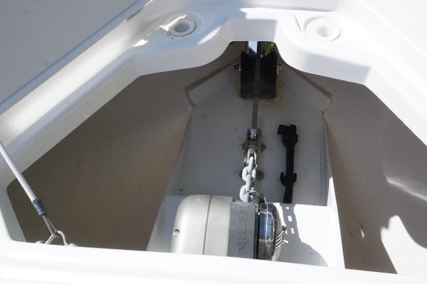 32' Cruisers Yachts, Listing Number 100915469, Image No. 2