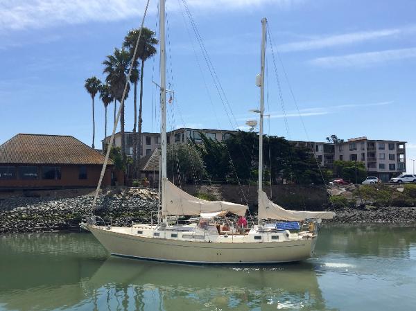1975 Whitby 42