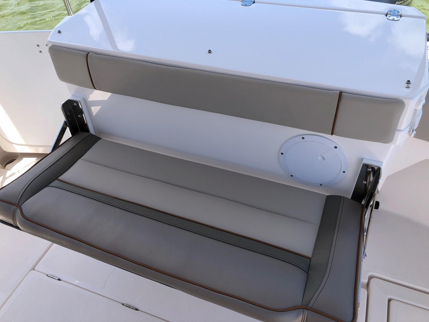 Cutwater-C-32 CB 2025-C32 CB 2025 FL-US-2025 Cutwater C-32 CB boat seat with cushioned backrest and sleek design.-9832181 | Thumbnail