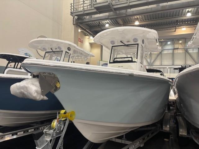 2025 Sea Pro 242 Center Console Gallery