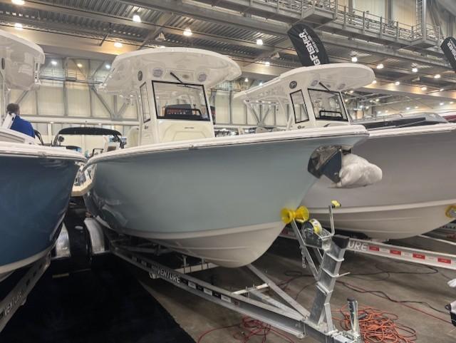 2025 Sea Pro 242 Center Console Gallery