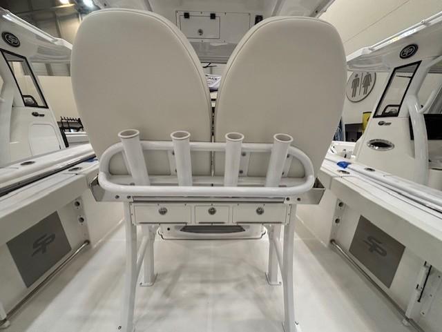 2025 Sea Pro 242 Center Console Gallery