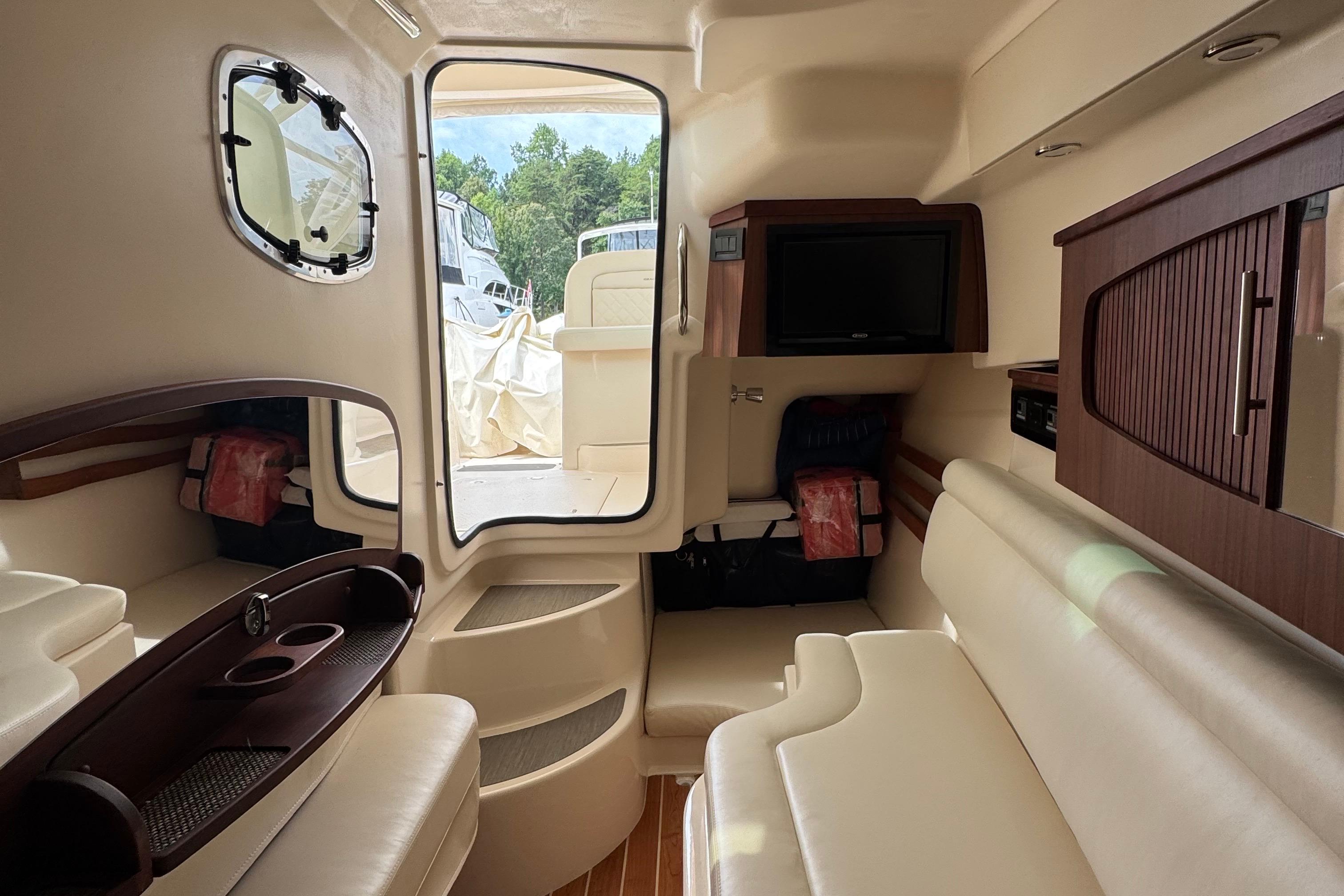 2023 Grady-White Freedom 375 - Image 12