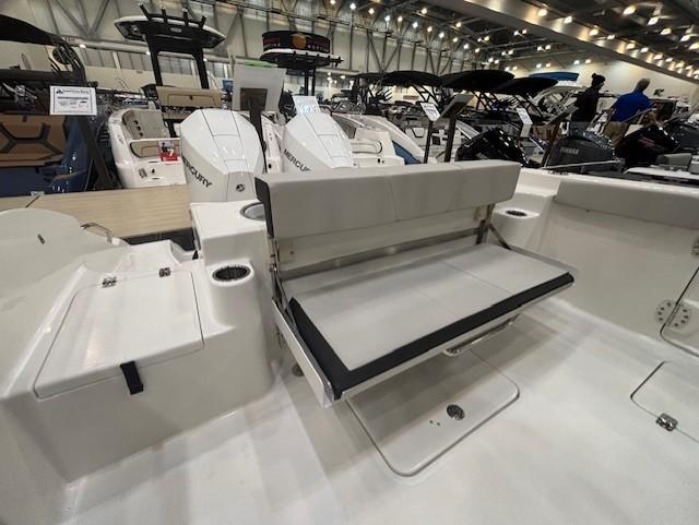 2025 Sea Pro 262 Offshore Gallery