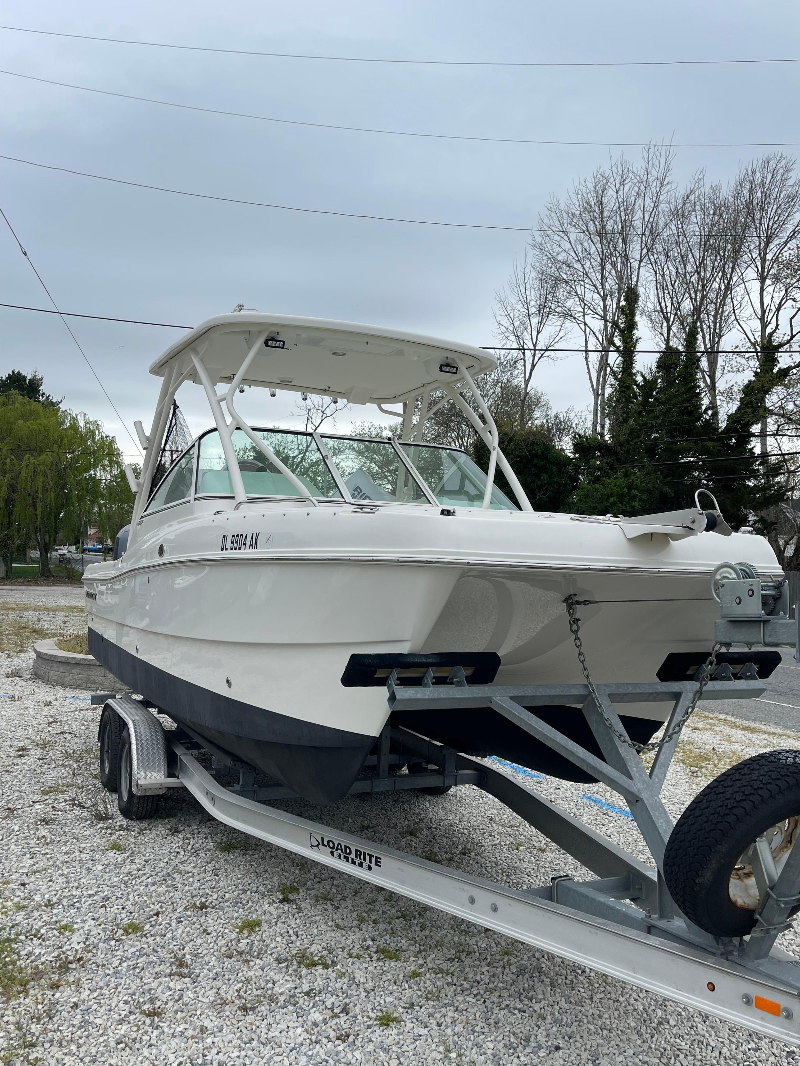 2019-world-cat-230-dc-power-9522754-20250421152609692-1_XLARGE