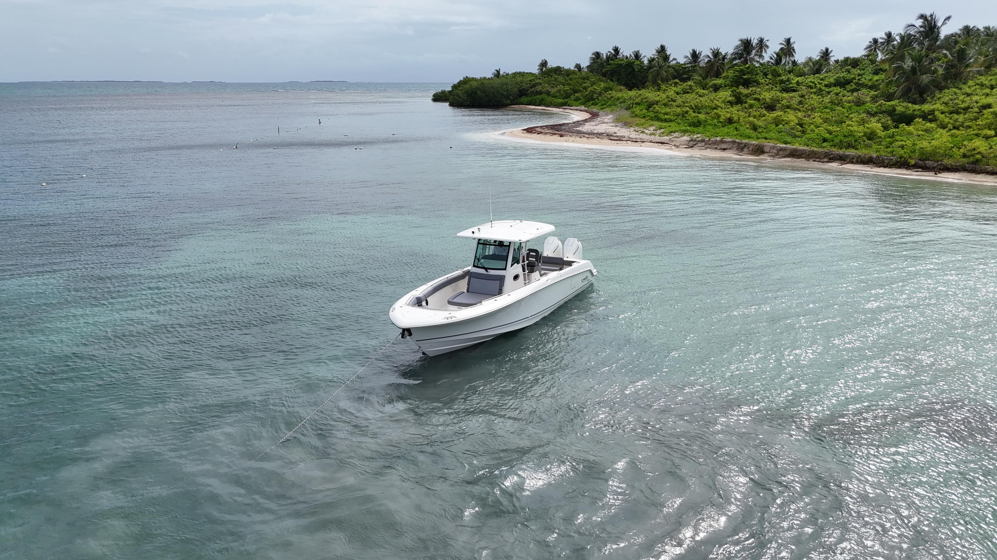 Boston Whaler-330 Outrage 2025 -PR-9822759 | Thumbnail