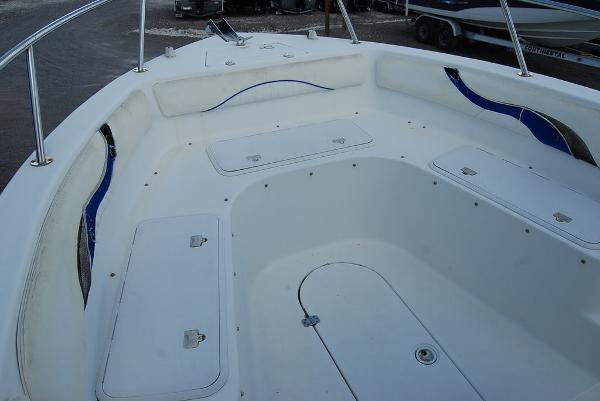 2005 Carolina Skiff boat for sale, model of the boat is SEA CHASER 240 & Image # 7 of 13