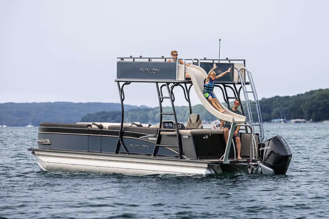 2025 Avalon Catalina Entertainer Funship Coast to Coast Marine